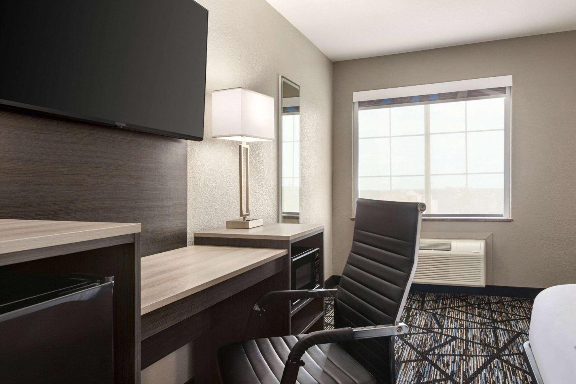 La Quinta By Wyndham San Antonio North Stone Oak Hotel Bagian luar foto